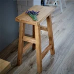 Scaun, taburet, din lemn culoare nuc ,40 cm