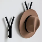 Cuier cu agatatori , V45, 25 x 6 x 23 cm,negru